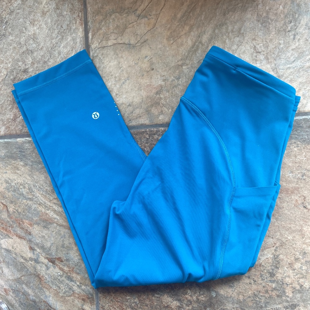 Lululemon wunder under with side pockets!!!!